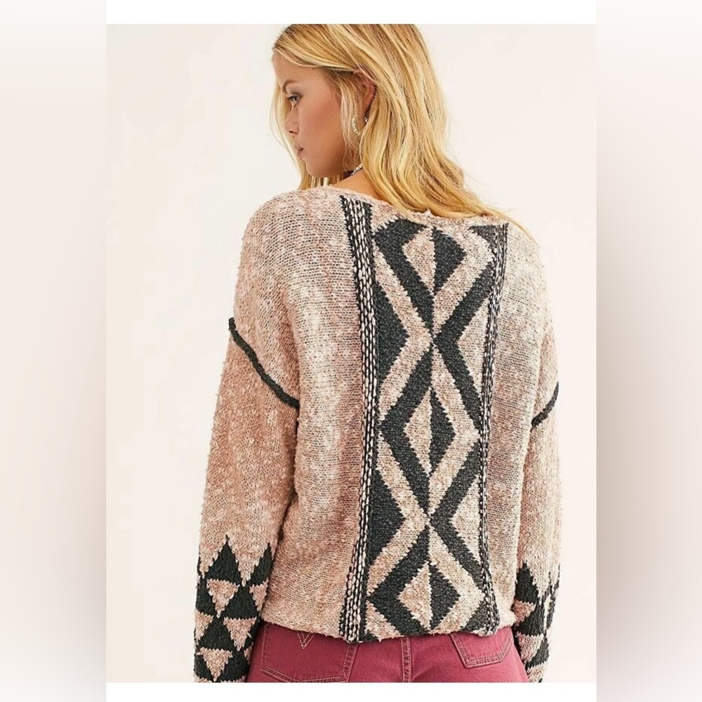 Free People BEAUTIFUL Rosewater Jackson Pullover Sweater Size Medium - Picture 5 of 16